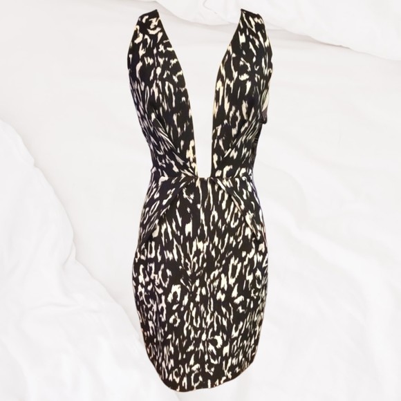 Finders Keepers 'The Creator' Ivory Leopard Print Medium Dress NWT - Picture 2 of 9